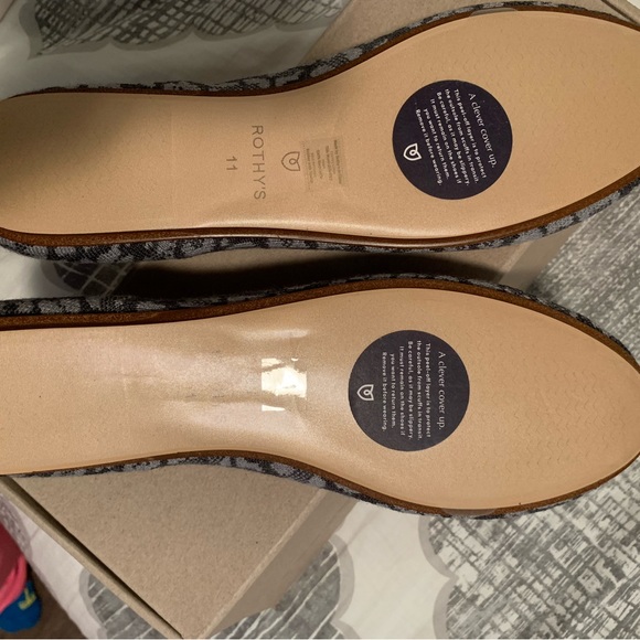 New, gray leopard Rothy round toe flats - Picture 3 of 7